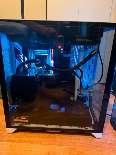 RTX 3090 / Intel 10900kf / EK WATERBLOCKS GAMING PC, View more