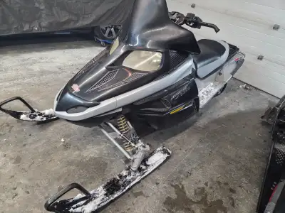 Upgraded to a new sled so these 2 need to go 1995 xcr 600 fully rebuilt engine ($700 in the cranksha...