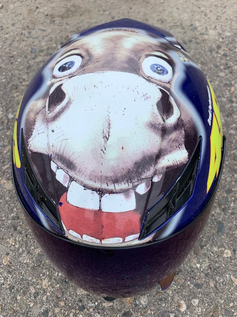 AGV Rossi helmet medium in Motorcycle Parts & Accessories in Kelowna - Image 2