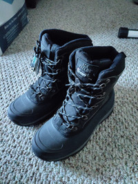 New Thinsulate Ice Fields Winter Boots for sale.