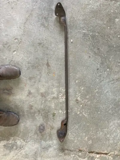 1926- 1927 model T headlight bar