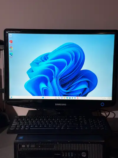 HP desktop, View more