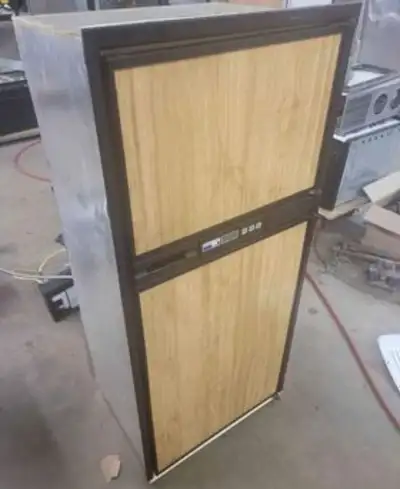 N963 Tested and works as should on propane 12v or 110v option for cooling. This unit Does require 12...