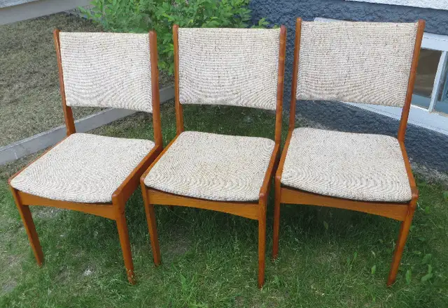 PAST and PRESENT ANTIQUES - MID CENTURY MODERN FURNITURE in Arts & Collectibles in Saskatoon - Image 6