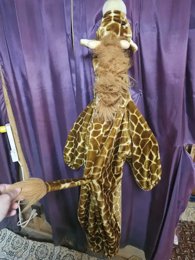 Costume Girafe pour enfant 3-5 ans in Costumes in Sherbrooke - Image 6