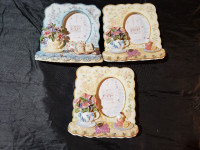 Set of 3 small photo frames - 'embroidered' flower table/mirror