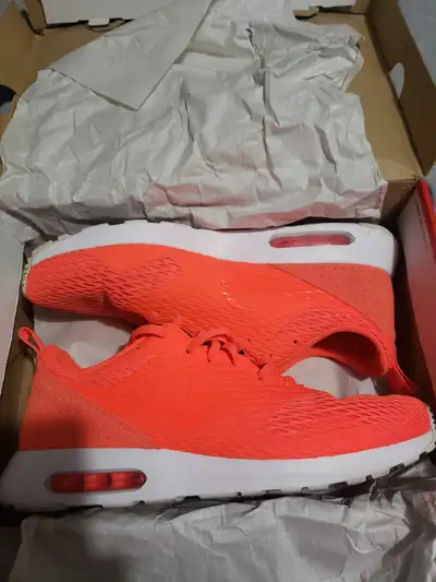 size 12 Nike air max tavas sneakers used, View more