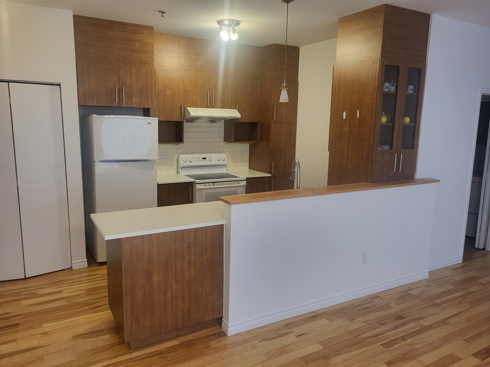 1645 Boulevard Edouard-Laurin — photo 2