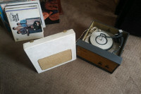 Vintage Emerson Tube Stereo Record player early stereo portable