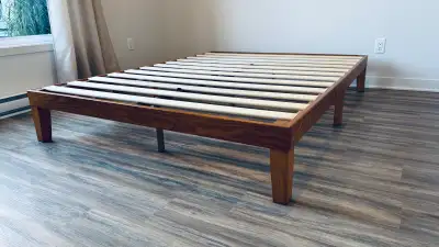 Base de lit en bois massif (Grand Lit , Queen), View more