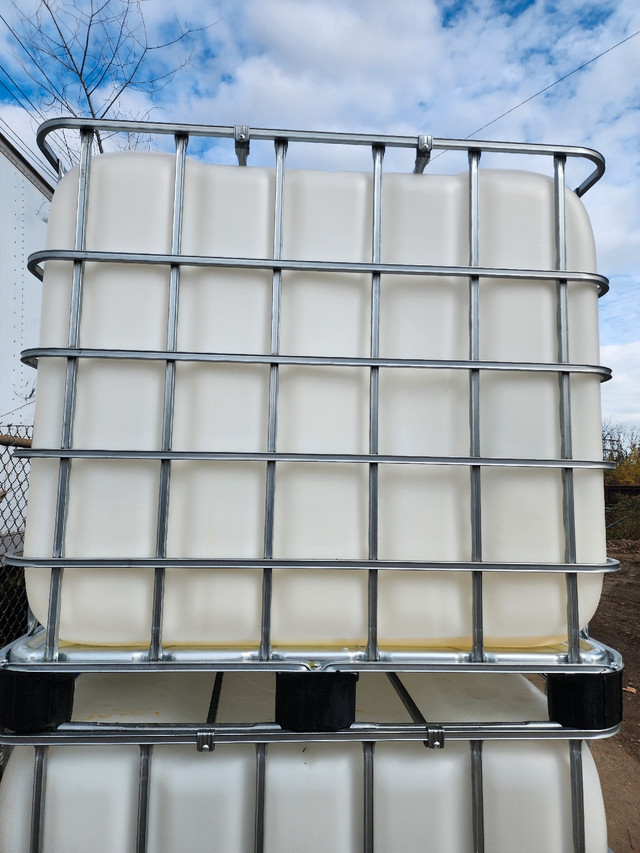 1000L ibc totes easily washable  in Other Business & Industrial in Mississauga / Peel Region