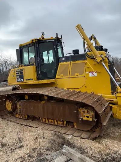 2020 D65PX-18. 30” pads. 80% undercarriage.6600hrs. 6 way blade with Trimble GPS and grade control....