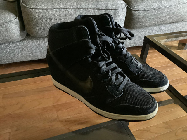 Women’s Nike High Top Hidden Heel Runners in Women's - Shoes in Oakville / Halton Region