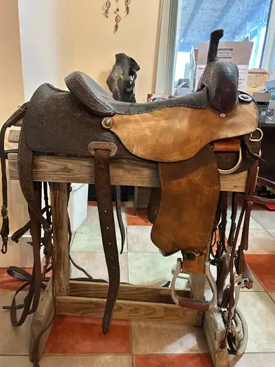 17”cutting saddle, View more