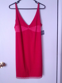 **NEW/ UNUSED with TAG**Calvin Klein Red Chemise/ Lace Dress
