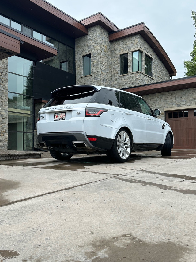 2018 Range Rover Sport Dynamic SUPERCHARGED in Cars & Trucks in Calgary - Image 2
