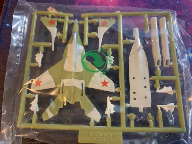 REVELL MINJETS - (Tiny Model Kits) Lot of 9 & 1 loose 1999- in Hobbies & Crafts in City of Halifax - Image 3