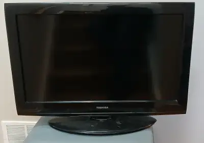 Toshiba TV 32 LCD, View more