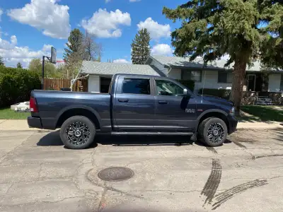 2013 Dodge Ram Sport 4x4 – Fully Loaded – 289,000 KM Selling my 2013 Dodge Ram Sport. Fully loaded t...