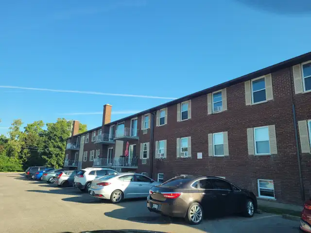 FOR RENT - 2 BEDROOM ALL INCLUSIVE