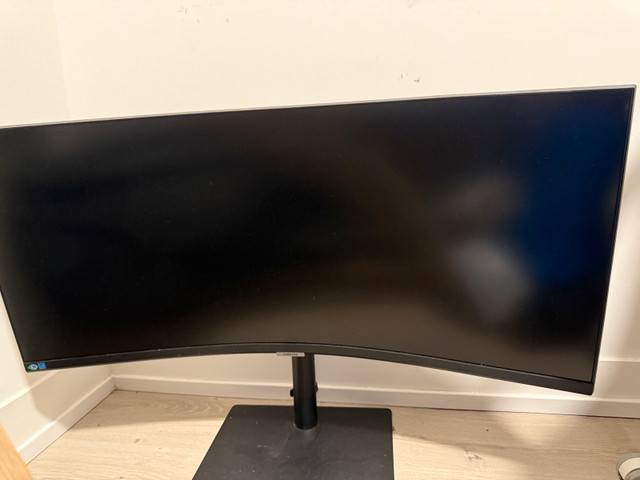 Samsung 34" Ultra WQHD Monitor, USB type-C (LS34A654UBNXGO) in Monitors in City of Toronto