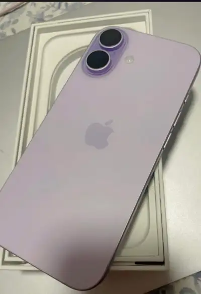 Apple iPhone 17, View more