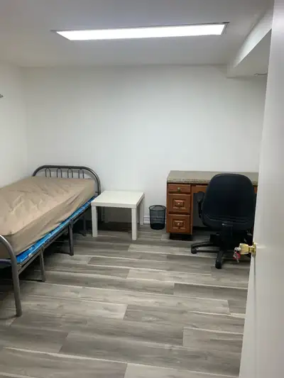 Rooms Available in a female only shared accommodation near University Ave and Weber St. Rent is 750$...