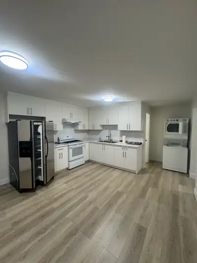 Two Bedroom Ground Floor unit available near 214 st/Dewdney Trunk Rd in Maple Ridge. Utilities - 30...