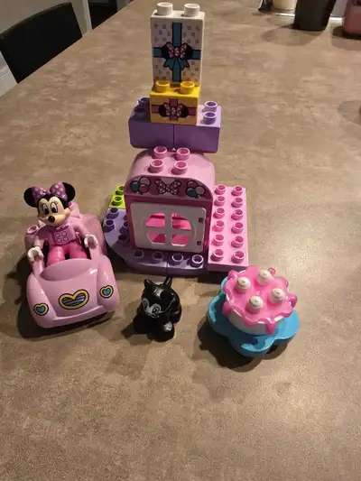 Minni Mouse Mega Blocks, View more