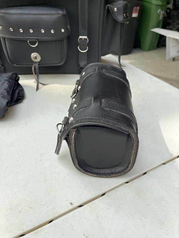 Motorcycle Luggage and Fork Bag Other Ottawa Kijiji