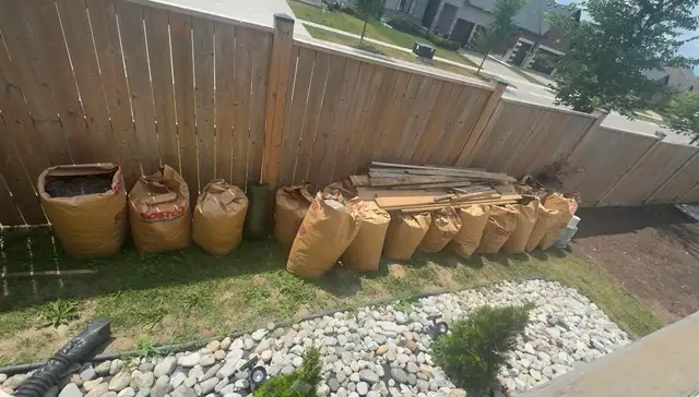  Junk Removal516704308224993282