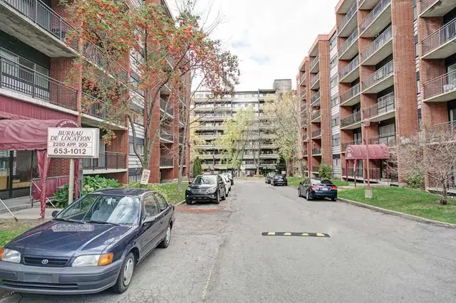 Superbe 1 1/2 à louer – Ste-Foy  | Emplacement exceptionnel