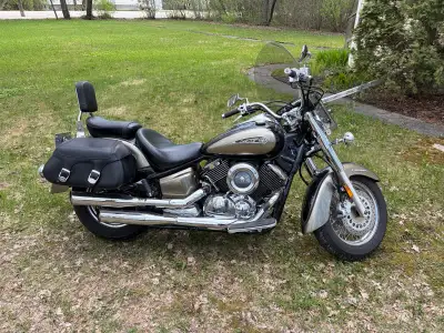 2010 Yamaha V Star 1100 Classic – Only 6,800 Original KM Excellent condition with an incredibly low...