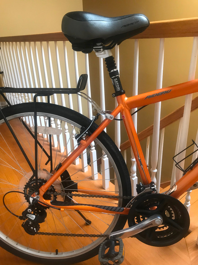 Vélo hybride Norco Rideau aluminium, comme neuf, léger dans Randonnée, ville et hybrides  à Ville de Montréal