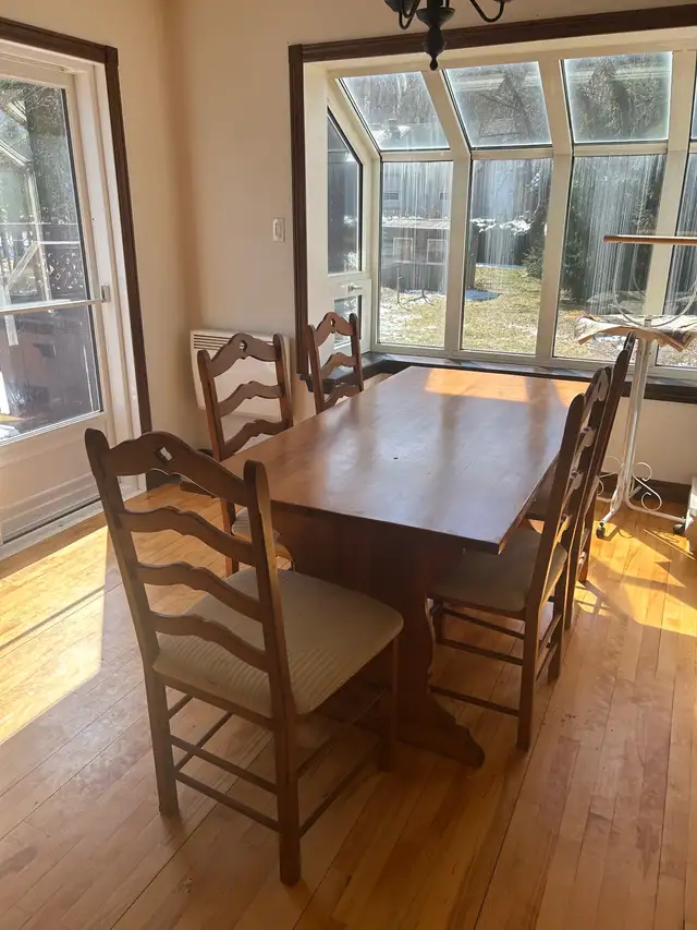 Set de cuisine in Dining Tables & Sets in Laval / North Shore - Image 2