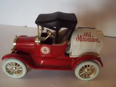 ERTL - 1918 FORD MODEL T RUNABOUT - BANK 1989, View more