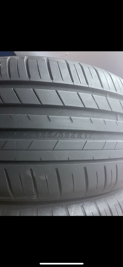 225/55R17 Kapsen Sportmax all season tires All 4 tires 95%. Was on Infiniti G35X sedan AWD for a few...