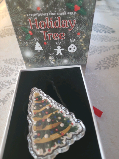 2022 $2.00 Holiday Tree Coinissuing Counrty Solomon Islands, View more