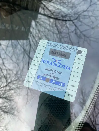 2015 jeep cherokee north MVI until July 2027 New brakes and new rotors New battery remote start A/C...