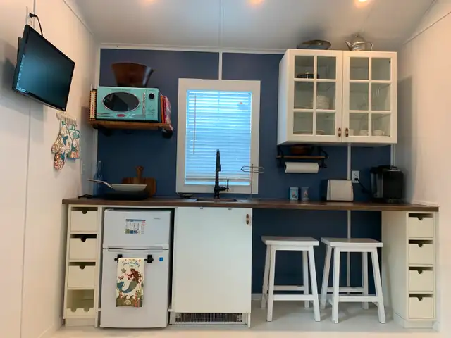 Tiny Cottage - August Weekly Rental in Nova Scotia in Canada - Image 3