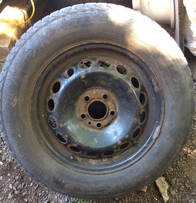 215/65/16 Tires and rims in Tires & Rims in Kingston - Image 2