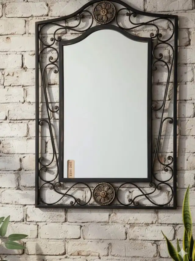 Black and Gold Mirror in Home Décor & Accents in Calgary - Image 2
