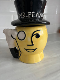 Mr Peanut jar . $45 