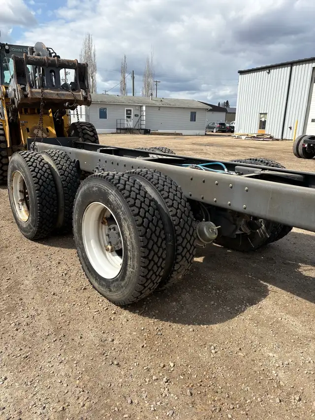 1988 Kenworth w900 **SOLD** in Heavy Trucks in Edmonton - Image 9