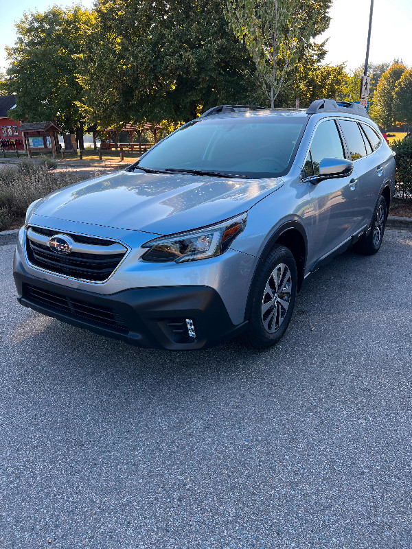 2020 Subaru Outback Touring 16 Km only, with Symmetrical 4WD in Cars & Trucks in Vancouver - Image 2