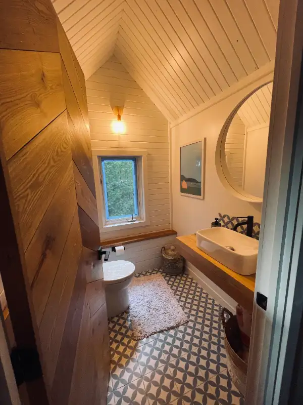 Beautiful Chalet Cottage Rental in Ontario in Canada - Image 11