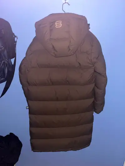 Aritzia Super Puff Size XS, View more