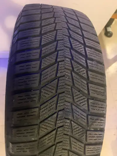 4 CONTINENTAL WINTERCONTACT SI 225/65R17 106T EXTRA LOAD. In great condition. Lots of treads. 65% to...