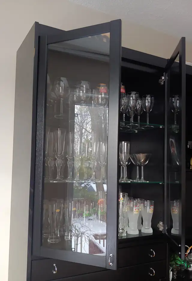 Ikea KAVALJER Wall Unit Display Cabinet Black in Bookcases & Shelving Units in Oshawa / Durham Region - Image 3