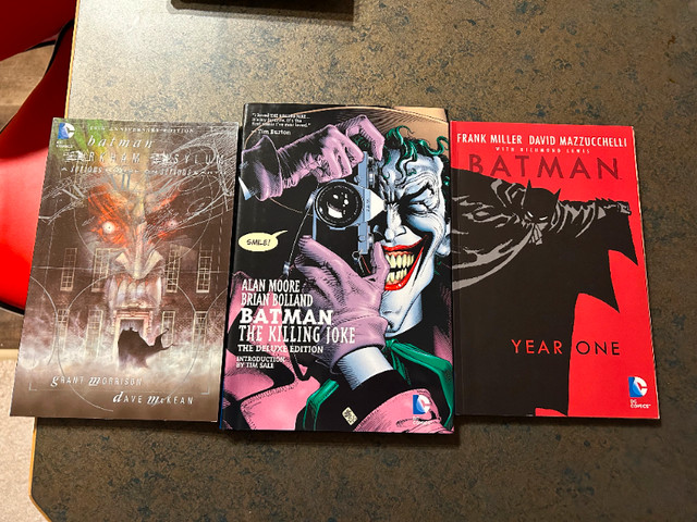 Batman comic books in Comics & Graphic Novels in Edmonton